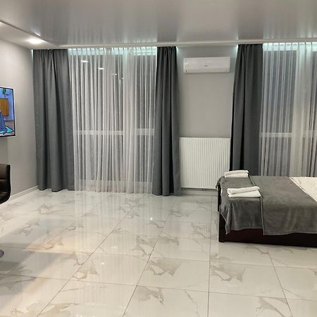 Vip Apartment Near Center Lviv Extérieur photo
