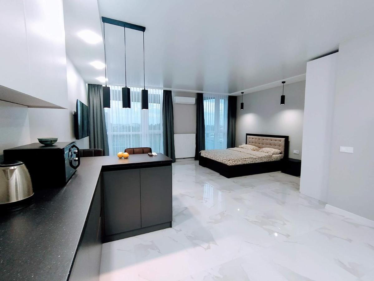 Vip Apartment Near Center Lviv Extérieur photo